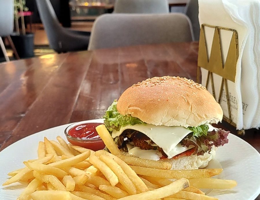 The Nine Mile Burger